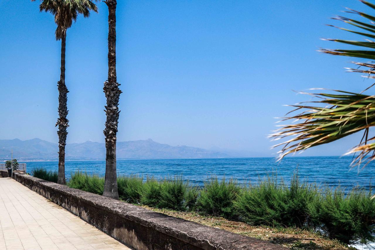 Smeraldo - Splendido E Spazioso Appartamento A Due Passi Dal Mare Tra Taormina E Catania Riposto Exterior photo